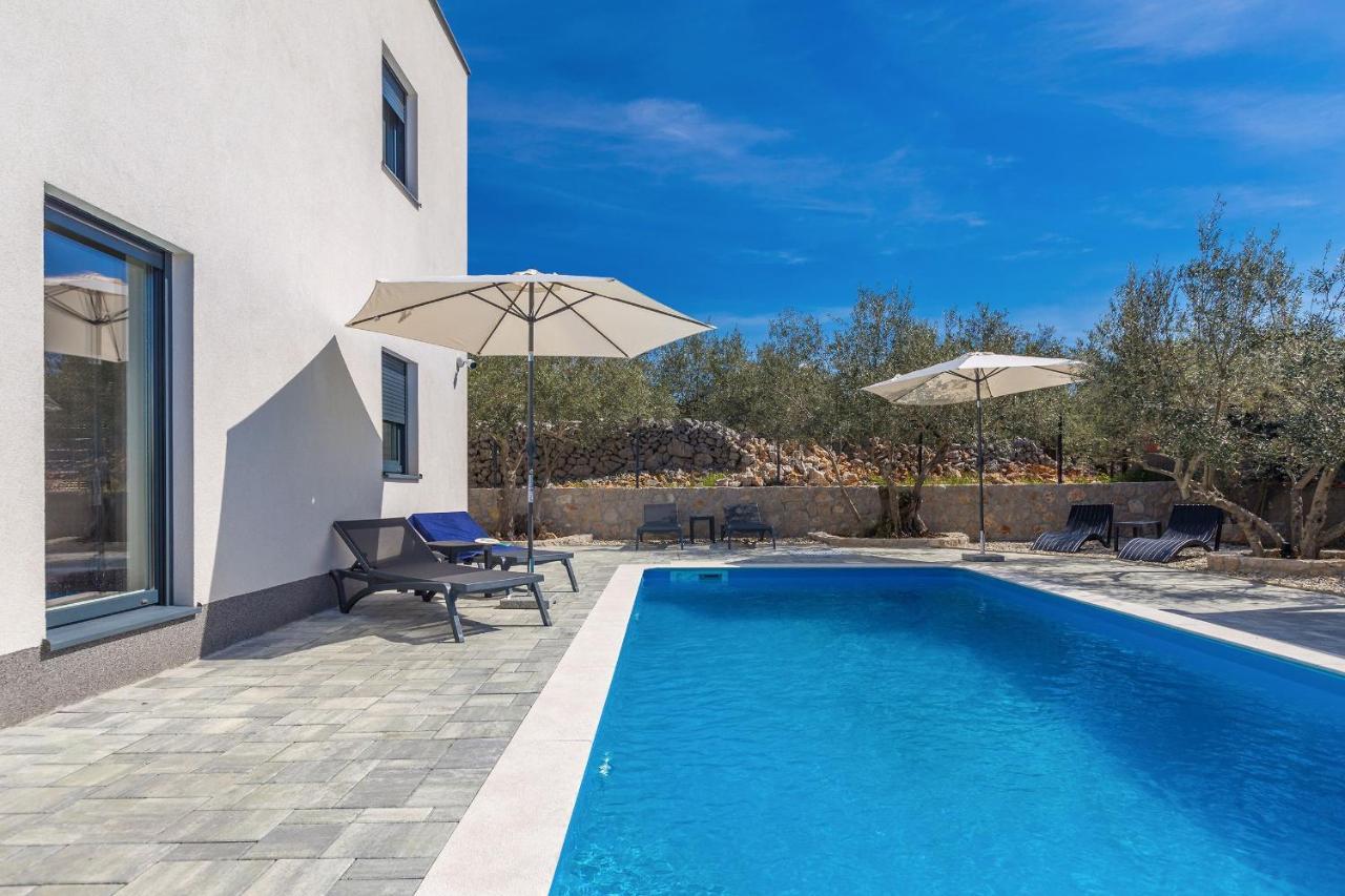 Villa Lio With Private Pool Linardići エクステリア 写真